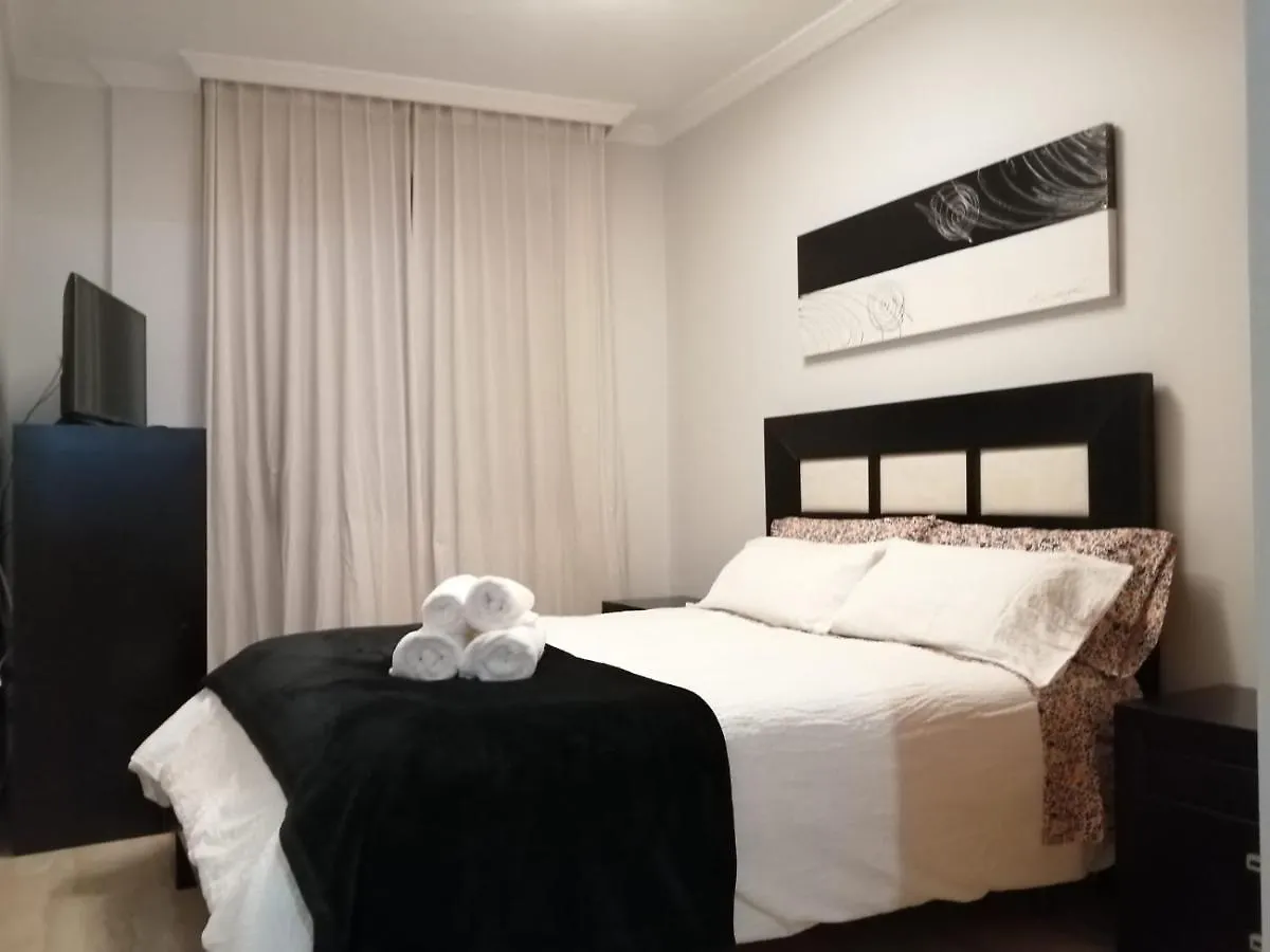 Apartamento La Muralla II Baena